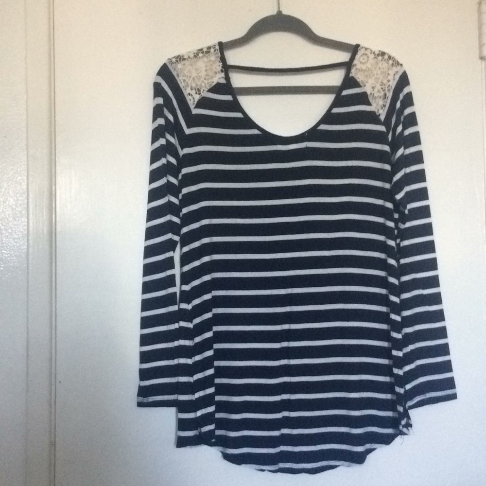 Striped tee - Picture 2 of 3